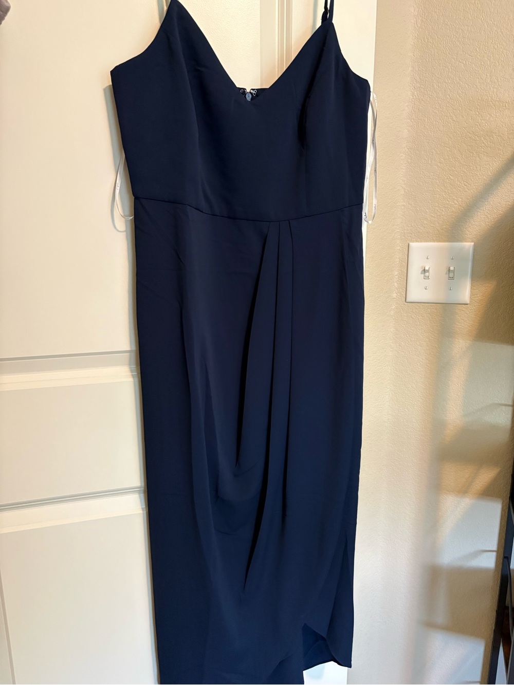 Lulu’s Navy Sleeveless V-Neck Maxi Dress